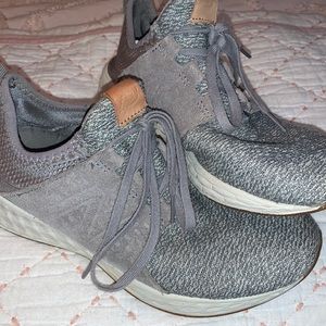 New Balance Tennis Shoes